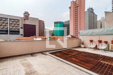 Quintal de apartamento à venda com 2 quartos, 130m² em Vila Pompéia, São Paulo