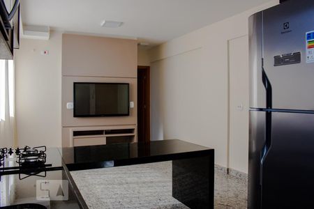 Sala/Cozinha de apartamento para alugar com 1 quarto, 40m² em Funcionários, Belo Horizonte