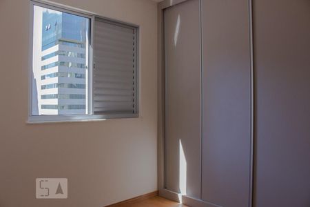 Quarto de apartamento para alugar com 1 quarto, 40m² em Funcionários, Belo Horizonte