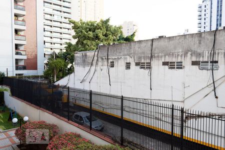 Vista do Quarto 1 de apartamento para alugar com 2 quartos, 53m² em Vila Nova Conceição, São Paulo