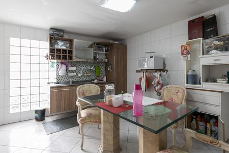 Casa à venda com 120m², 2 quartos e 1 vaga Casa à venda com 120m², 2 quartos e 1 vagaCozinha