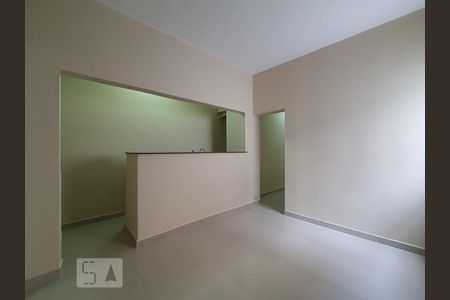 Sala de jantar/cozinha de casa para alugar com 2 quartos, 65m² em Vila Firmiano Pinto, São Paulo
