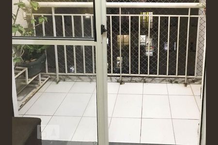 Varanda  de apartamento para alugar com 2 quartos, 47m² em Jardim Castelo, São Paulo