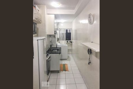 Cozinha de apartamento para alugar com 2 quartos, 47m² em Jardim Castelo, São Paulo