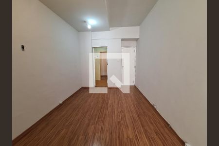 Apartamento à venda com 46m², 1 quarto e sem vagaSala