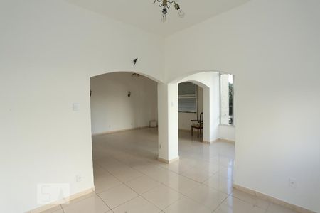 Sala de apartamento para alugar com 3 quartos, 120m² em Copacabana, Rio de Janeiro