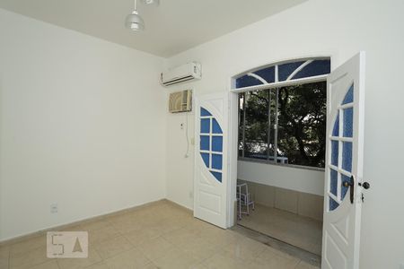 Quarto 1 de apartamento para alugar com 3 quartos, 120m² em Copacabana, Rio de Janeiro