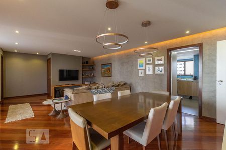 Sala de apartamento à venda com 4 quartos, 158m² em Santo Amaro, São Paulo