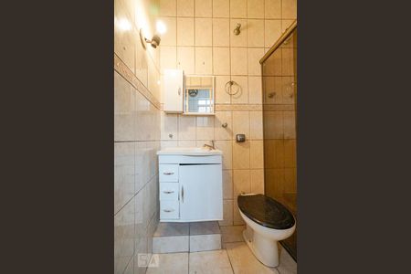Banheiro de casa para alugar com 2 quartos, 60m² em Vila Carrão, São Paulo