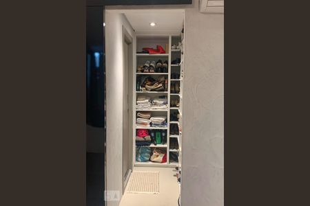 Closet de apartamento à venda com 4 quartos, 170m² em Mooca, São Paulo