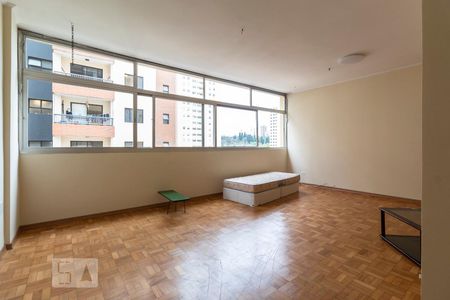 Sala de apartamento à venda com 3 quartos, 130m² em Pinheiros, São Paulo