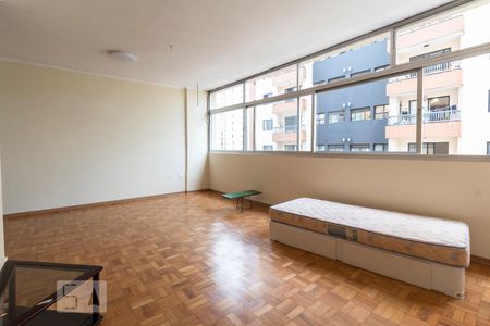 Sala de apartamento à venda com 3 quartos, 130m² em Pinheiros, São Paulo