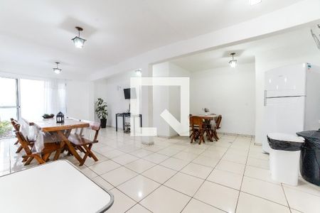 Apartamento à venda com 65m², 3 quartos e 1 vaga Apartamento à venda com 65m², 3 quartos e 1 vagaÁrea comum - Salão de festas