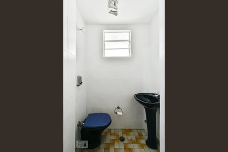Lavabo de casa para alugar com 3 quartos, 167m² em Pinheiros, São Paulo