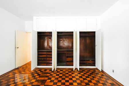 Quarto 1 de casa para alugar com 3 quartos, 167m² em Pinheiros, São Paulo