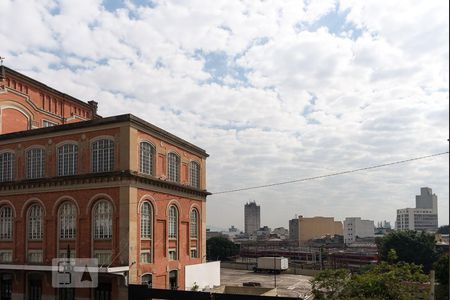 Vista de kitnet/studio para alugar com 1 quarto, 30m² em Santa Efigênia, São Paulo