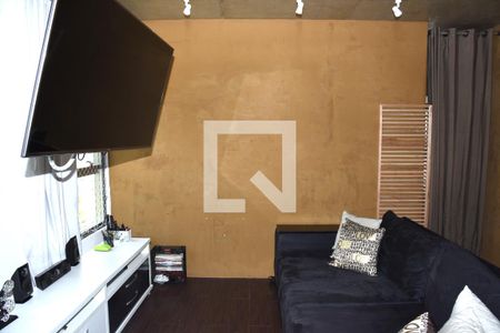 Sala de apartamento para alugar com 2 quartos, 70m² em Usina Piratininga, São Paulo