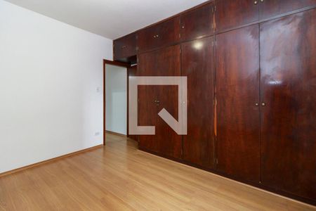 Quarto 1 de casa para alugar com 2 quartos, 100m² em Vila Alexandria, São Paulo