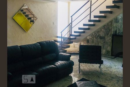 Sala 1 de casa à venda com 4 quartos, 470m² em Vila Carrão, São Paulo