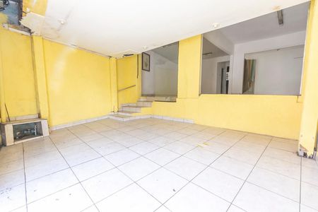 Sala 1  de kitnet/studio para alugar com 3 quartos, 150m² em Água Fria, São Paulo