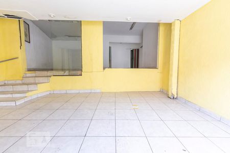 Sala 1  de kitnet/studio à venda com 3 quartos, 150m² em Água Fria, São Paulo