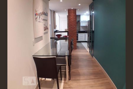 Sala de jantar de apartamento para alugar com 3 quartos, 107m² em Flamengo, Rio de Janeiro