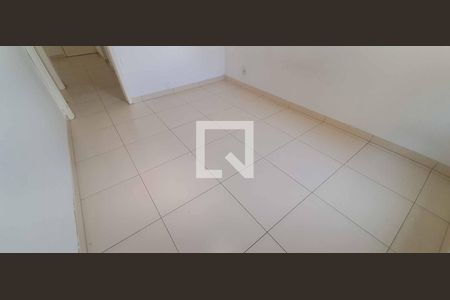 Apartamento para alugar com 2 quartos, 60m² em São Pedro, Osasco