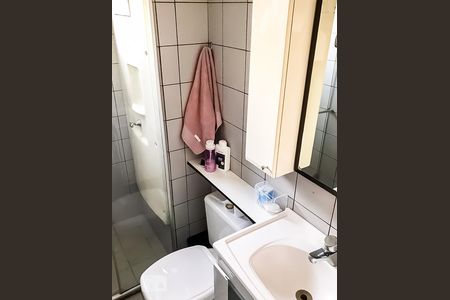 Banheiro de apartamento à venda com 2 quartos, 60m² em Vila Moreira, Guarulhos