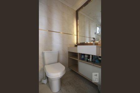 Banheiro de apartamento à venda com 2 quartos, 55m² em Jardim Sarah, São Paulo