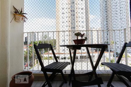 Varanda da Sala de apartamento para alugar com 3 quartos, 75m² em Vila Alexandria, São Paulo