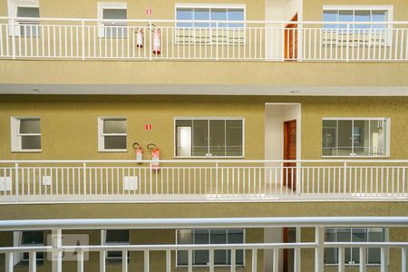 Vista sala de apartamento para alugar com 2 quartos, 45m² em Chácara Mafalda, São Paulo