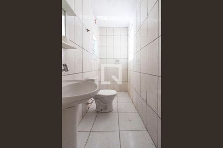 Banheiro de casa para alugar com 1 quarto, 45m² em Vila Taquari, São Paulo