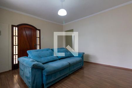 Sala de casa para alugar com 3 quartos, 200m² em Vila Ré, São Paulo