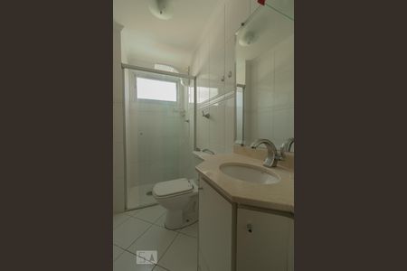 Banheiro de apartamento para alugar com 2 quartos, 55m² em Santana, São Paulo