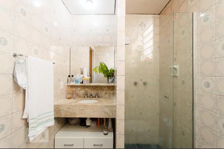 Banheiro de apartamento à venda com 1 quarto, 32m² em República, São Paulo