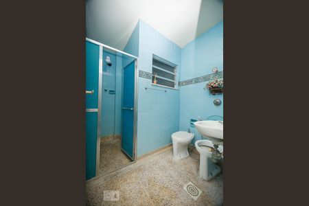 Banheiro de apartamento à venda com 2 quartos, 68m² em São Domingos, Niterói