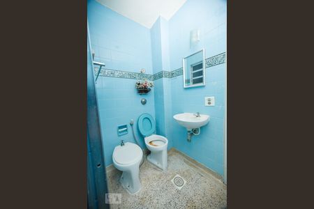 Banheiro de apartamento à venda com 2 quartos, 68m² em São Domingos, Niterói