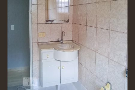 Casa à venda com 3 quartos, 60m² em Jardim Iva, São Paulo