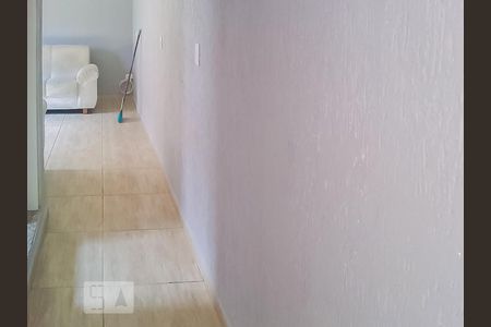 Casa à venda com 3 quartos, 60m² em Jardim Iva, São Paulo