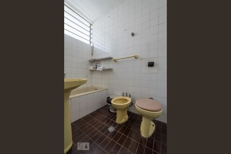 Banheiro 1 de casa à venda com 3 quartos, 185m² em Cidade Monções, São Paulo