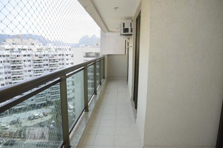 Varanda  de apartamento para alugar com 2 quartos, 70m² em Jacarepaguá, Rio de Janeiro