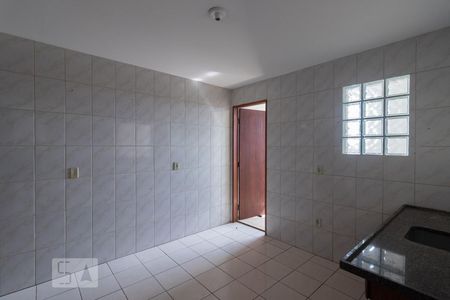 Cozinha de casa para alugar com 2 quartos, 65m² em Parque Císper, São Paulo