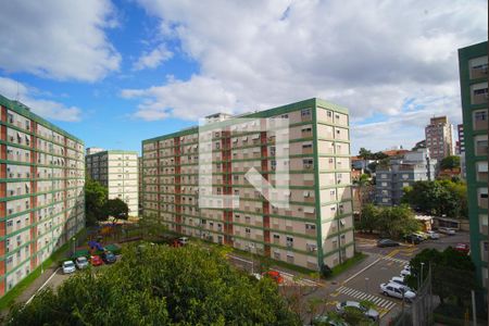 Sala <Vista  de apartamento para alugar com 2 quartos, 56m² em Petrópolis, Porto Alegre