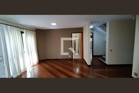 Sala de apartamento para alugar com 3 quartos, 185m² em Vila Suzana, São Paulo