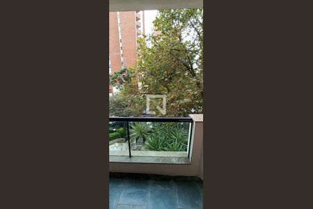 Apartamento para alugar com 185m², 3 quartos e 3 vagas Apartamento para alugar com 185m², 3 quartos e 3 vagasVista/Suíte 1