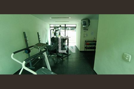 Apartamento para alugar com 185m², 3 quartos e 3 vagas Apartamento para alugar com 185m², 3 quartos e 3 vagasÁrea comum - Academia