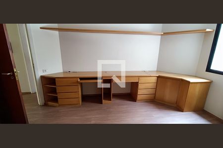 Apartamento para alugar com 185m², 3 quartos e 3 vagas Apartamento para alugar com 185m², 3 quartos e 3 vagasSuíte 3