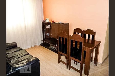 Apartamento à venda com 46m², 2 quartos e sem vagaSala