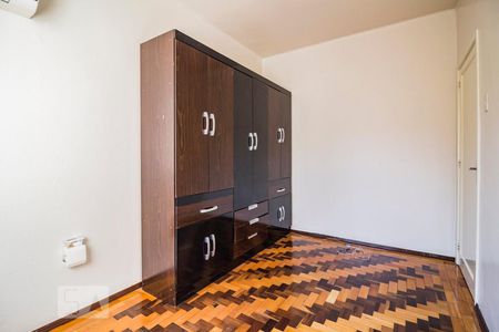 Dormitório de apartamento à venda com 3 quartos, 99m² em Partenon, Porto Alegre