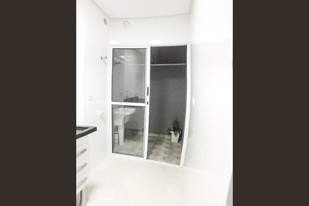 Cozinha de apartamento à venda com 2 quartos, 38m² em Jardim Independência, São Paulo